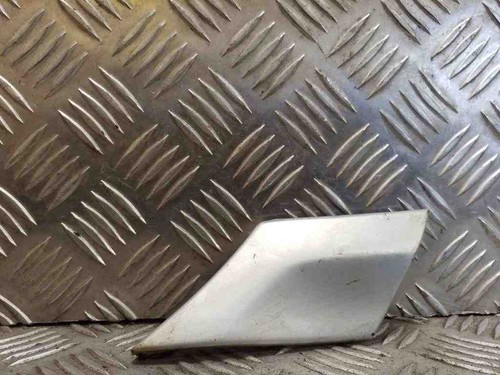 VW PASSAT B3/B4 3A2, 35I Kotflügelzierleiste hinten links 3A0853535A 32162038