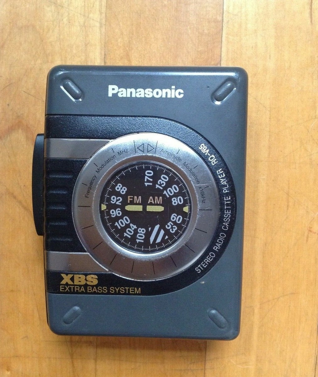 Panasonic Walkman RQ-V65 XBS Extra Bass Radio Cassette Player For