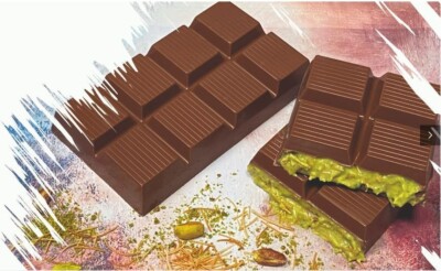 菓子 Dubai Chocolatet Dubai Chocolate : Milk Chocolate with Kadayif and Pistachio Cream