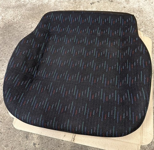 Sitzbezug VW Golf 3 Bezug links rechts Sitzfläche Sitz Fahrersitz Europe Family