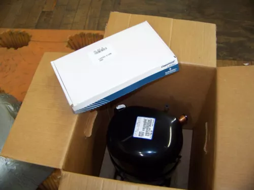 Emerson Copeland A/C Compressor 1 Ph 208-230V 60/50 Hz w/ Copeland 568-2010-00