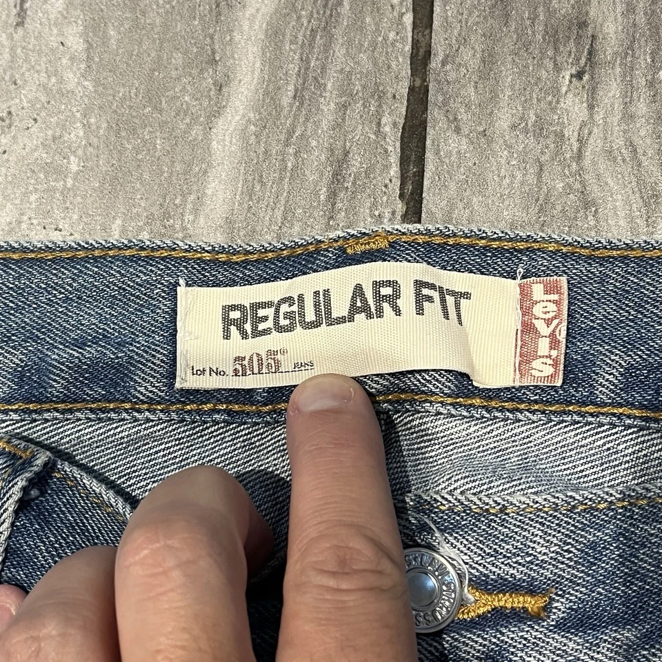 Levi's 505 Regular Jeans Mens W34 L27 Medium Wash Denim Mid Rise Straight Leg, photo 4 of 5