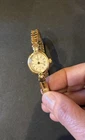 VINTAGE TIMEX LADIES WATCH GOLD STRETCH BAND