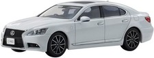 New 1/43 Lexus LS460 F Sport Kyosho White Nova Glass Flake White Pearl White