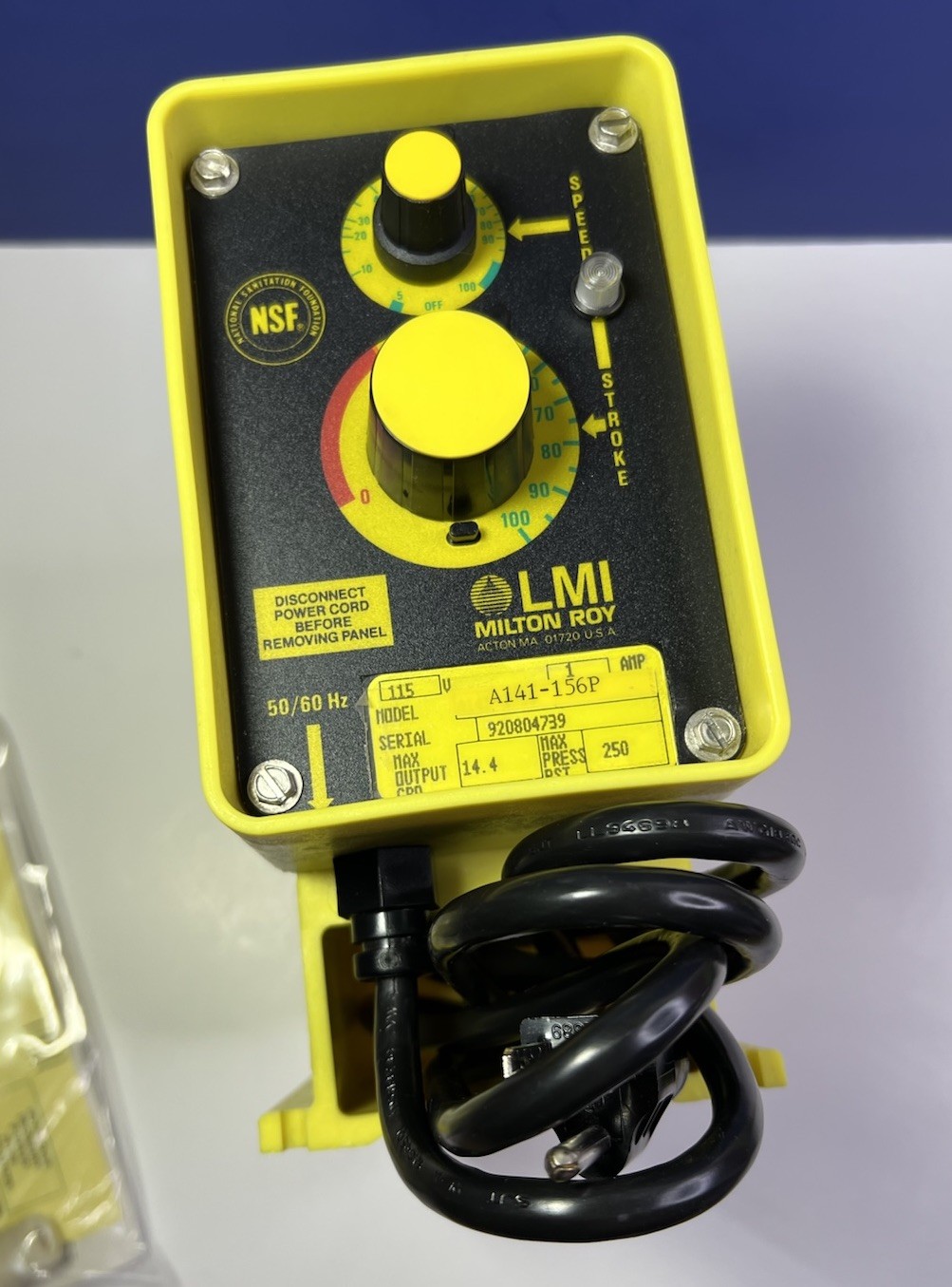 LMI Milton Roy A141-156P Electromagnetic Dosing Pump 115V 250PSI 265LPH -NEW NOS