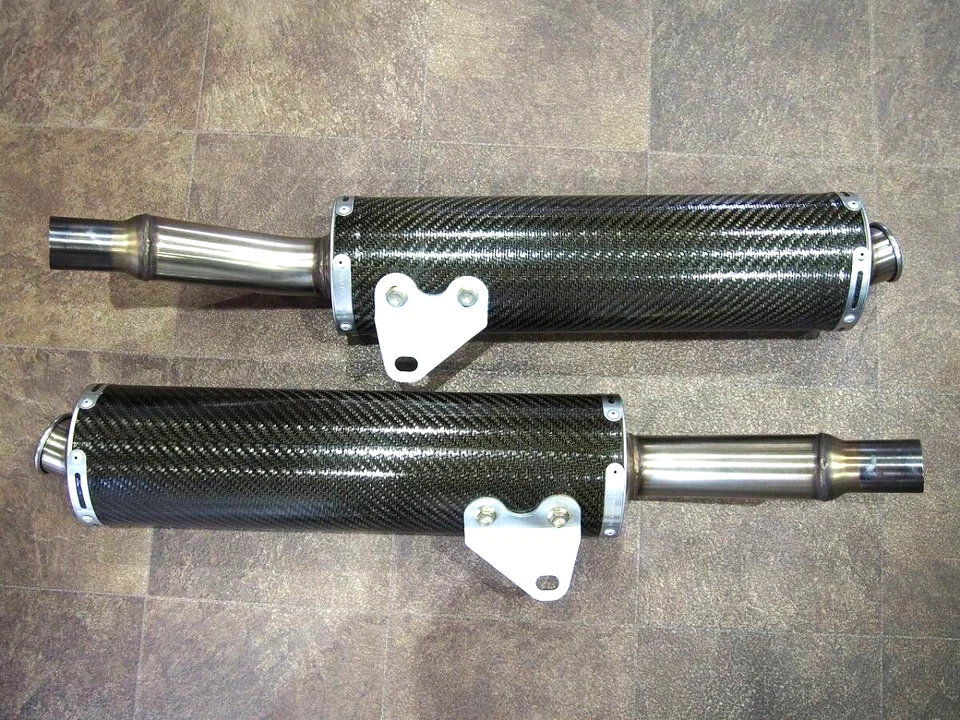 Juego de silenciador de escape deslizable de carbono TERMIGNONI - DUCATI Monster S4 Foto 2 de 4