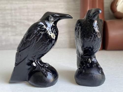 Natural 7cm Obsidian Hand Carved Crow Crystal Skull Reiki Healing mineral Statue - Picture 4 of 10