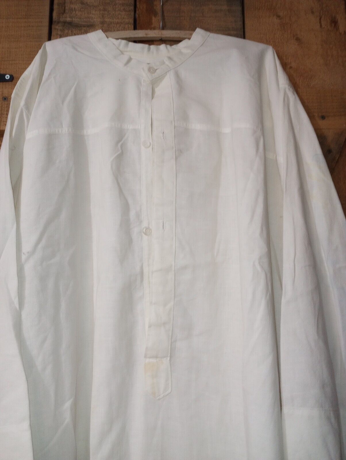 1800's Antique white cotton NIGHT, Sleep shirt vi… - image 2