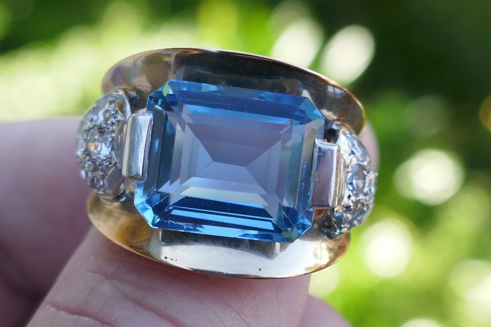 14kt White / Yellow Gold Aquamarine & Diamon… Gem
