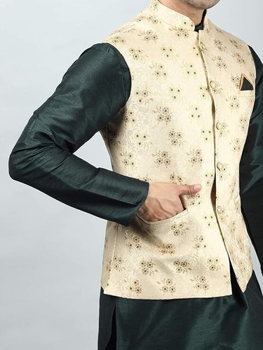 Men's Silk Blend Kurta & Churidar Pyjama With Ethnic Bundi Jacket | 3 In 1 | - Imagen 20 de 182