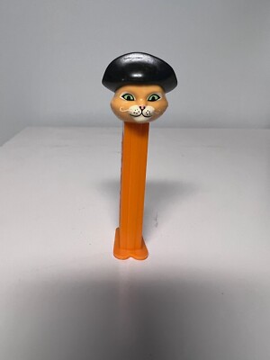 Loose Collectible Retired Pez Dispenser, Shrek Puss in Boots 2004