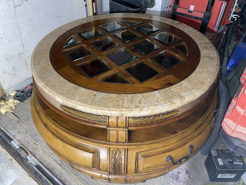 Alco By Michael Amini Tuscano Coffee Table - Image 2 of 3