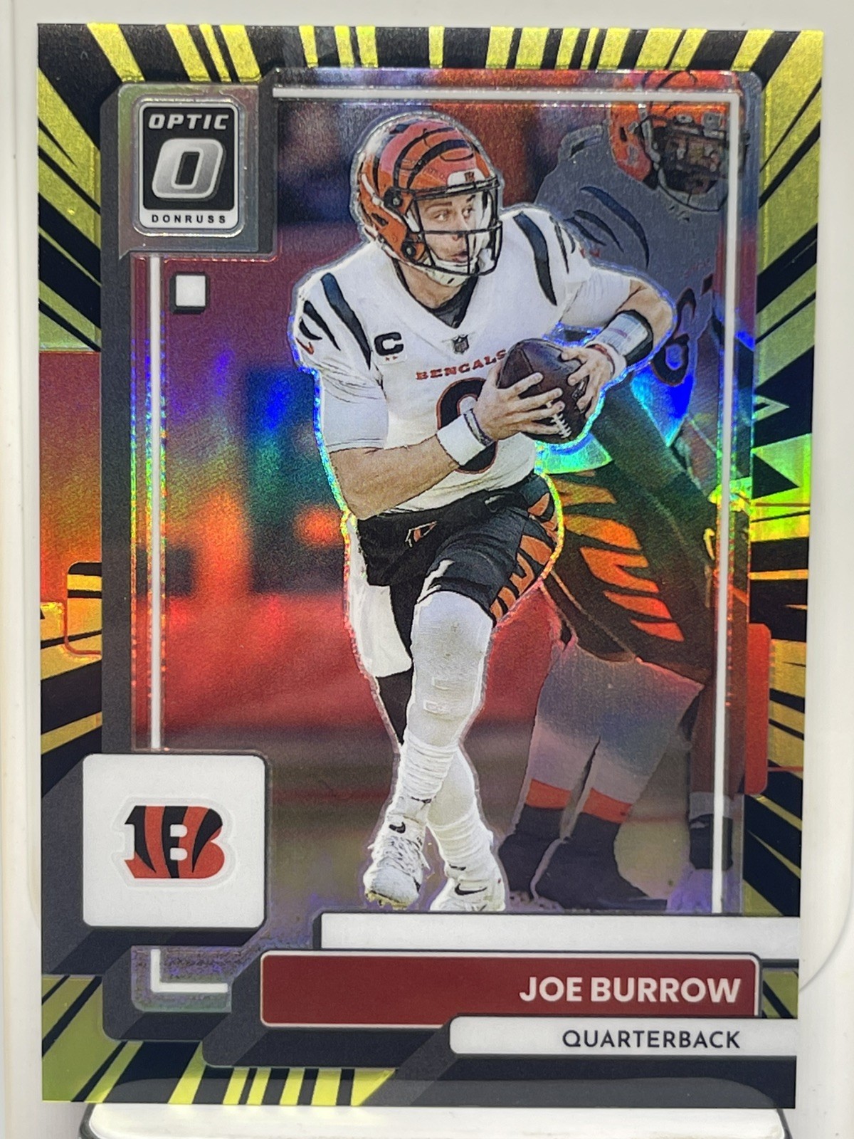 2022 Panini Donruss Optic - Joe Burrow #39 Electricity Prizm /65