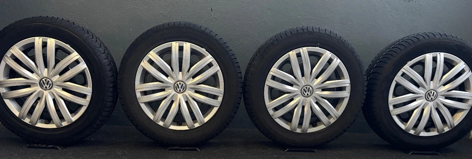 Original VW Caddy Stahlfelgen Winterräder 205/55/R16 94H 2K5601027 Goodyear - Bild 2 von 4