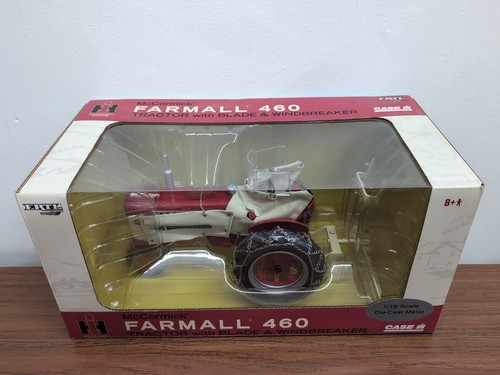 1/16 Ertl International Harvester Farmall 460 Tractor With Blade And Windbreaker - Picture 3 of 4