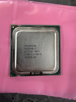 Lot Of 8 Intel Pentium 4 651 3.4 GHz  SL9KE 2MB Cache 800 FSB Socket 775 CPU