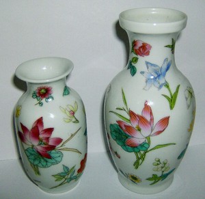 TWO Chinese SMALL VASES ( FLORAL & BUTTERFLY DESIGN) 105mm & 140mm in height