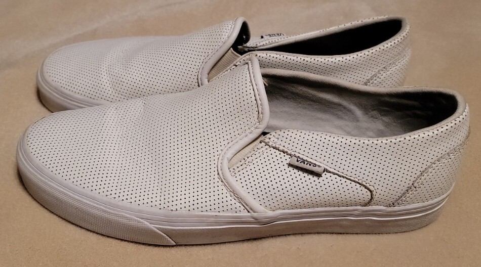 Vans Classic Perf Leather White Womens Size 10 Mens 85 Unisex Slip On Shoes-image