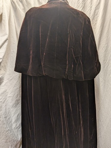 60s Brown Rayon Velvet Couture Dress & Cape by Mollie Paris for Lord & Taylor S - Picture 16 of 19