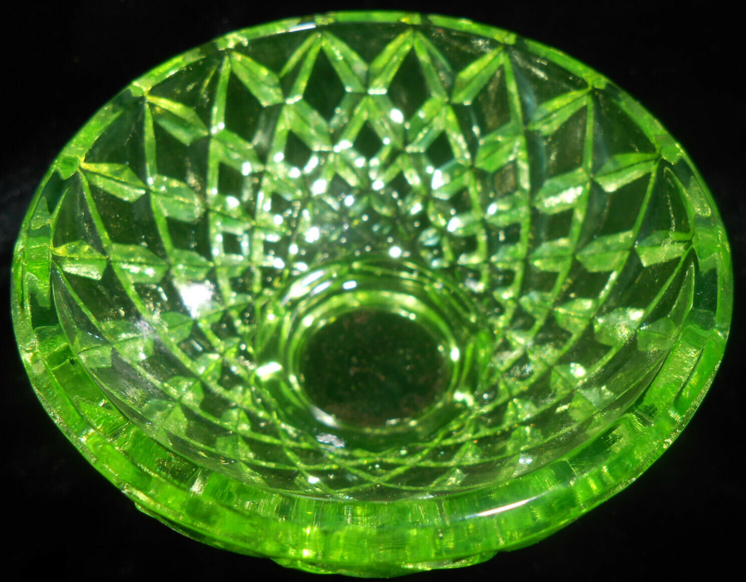 Green Vaseline Uranium glass covered candy dish coffee sugar jar cracker mustard