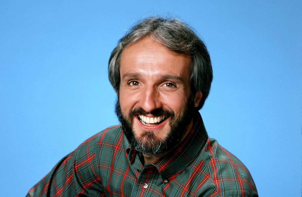 FAMILY TIES - TV SHOW PHOTO #44 - MICHAEL GROSS | eBay