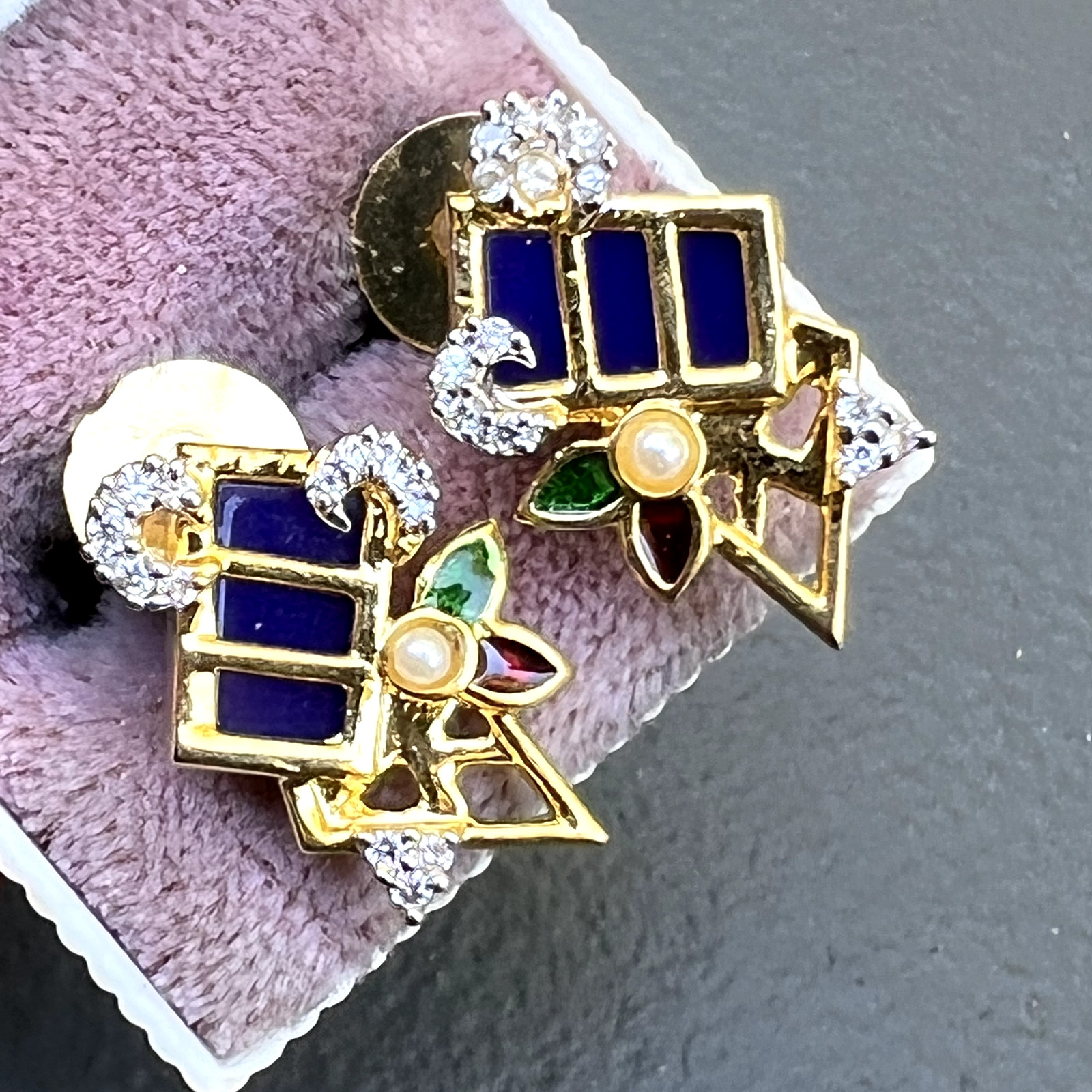 Cute Art Deco Style Gold Plate Stain Glass Rhinestone… Gem