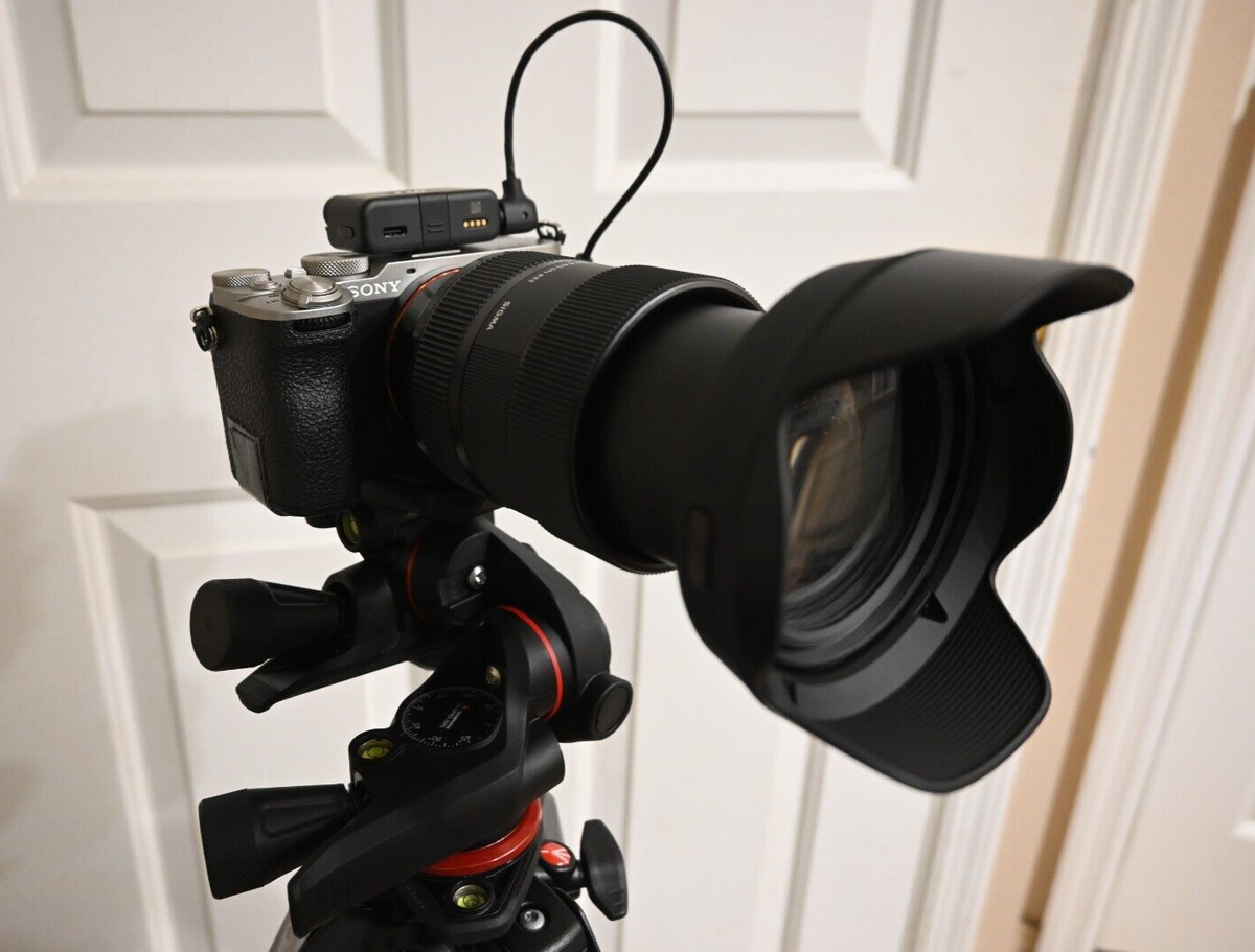 Sigma 24-70mm f/2.8 DG DN Zoom Lens for Sony E-mount for sale