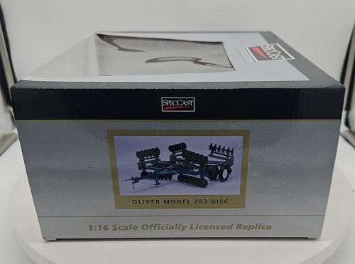 1/16 High Detail Oliver 263 Folding Wing Disc Harrow by SpecCast SCT690 NIB - Picture 6 of 7