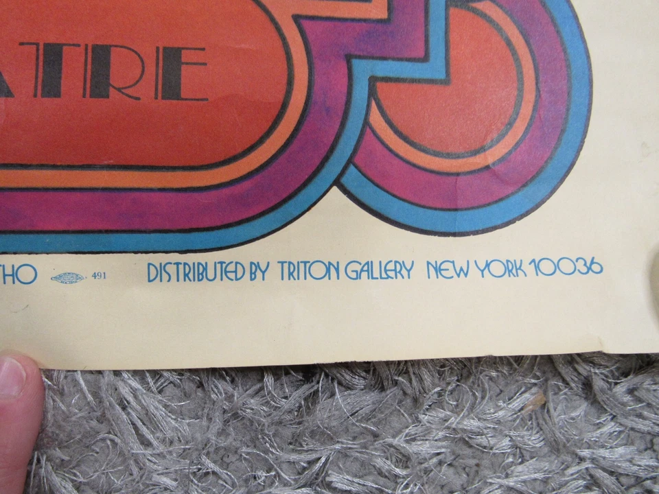 Raro Pôster Litográfico Vintage FOLLIES David Edward Byrd - 25" X 38" - Danificado - Imagem 4 de 4