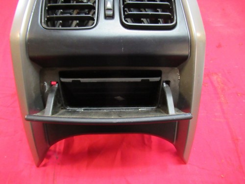 04-06 PONTIAC GTO REAR CENTER CONSOLE TRIM AC A/C AIR VENT STORAGE BETWEEN SEATS - Picture 5 of 10