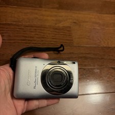 Canon PowerShot ELPH SD1300 IS 12.1MP Silver Camera 4x Zoom Image Stabilization