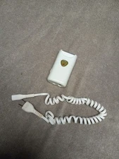 Vintage Norelco Ladybug DeLuxe Shaver Razor White Women's Handheld Corded