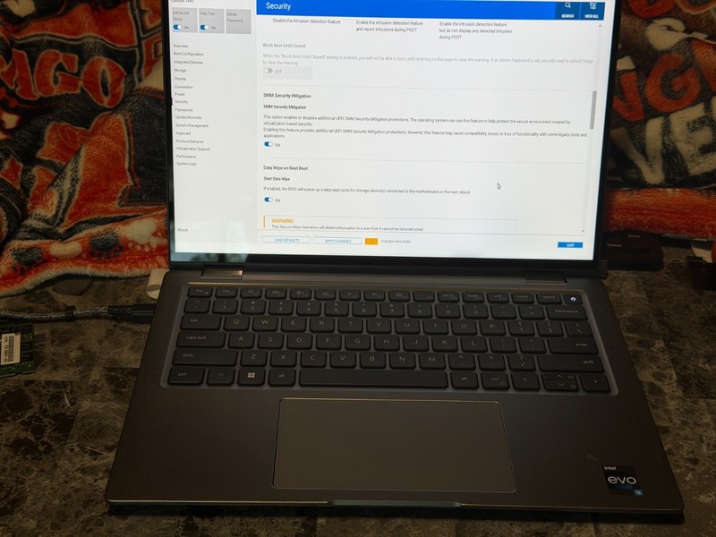 Dell Latitude 7440 i5-1345U 16GB RAM 256GB SSD 14" FHD+ Backlit WIN 11 PRO GOOD