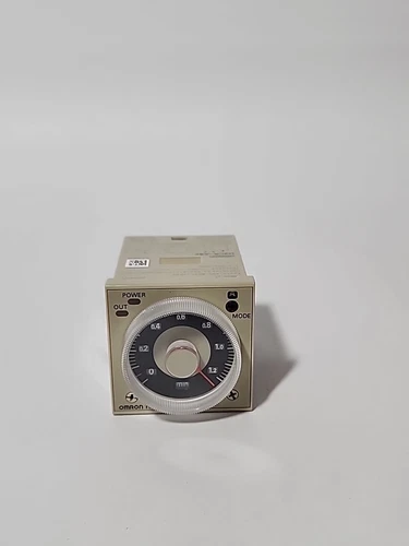 Omron H3CR-A8E Solid State Timer 100-240VAC 50-60Hz 100-125VDC