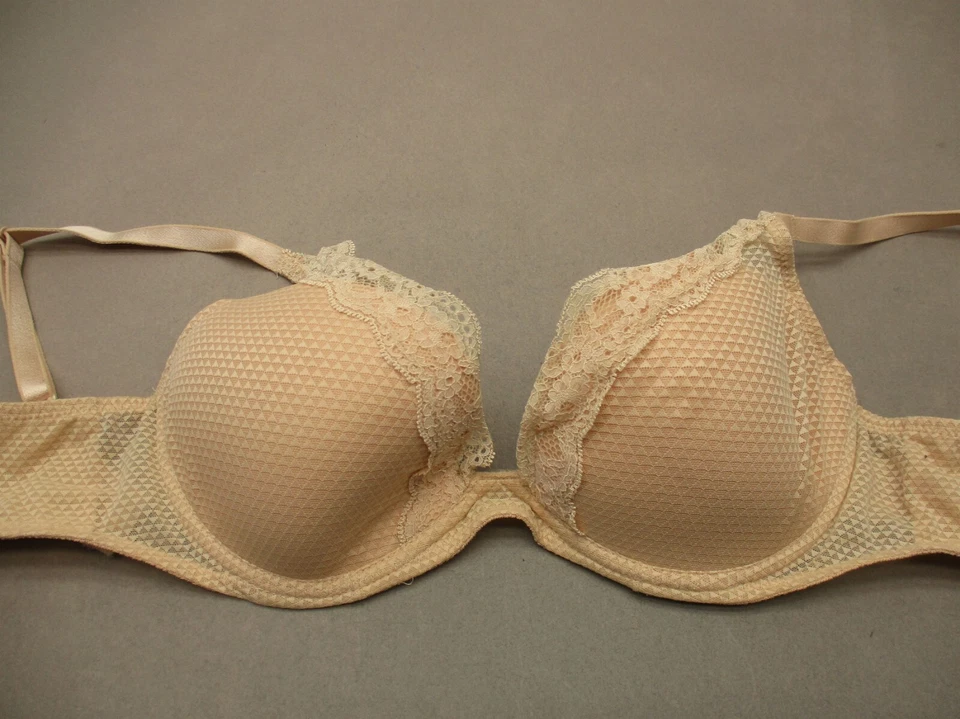Sujetador 32D PASSIONATA Mujer Beige Encaje Forrado Con Aros Cierre Trasero Demi 5F Foto 2 de 4