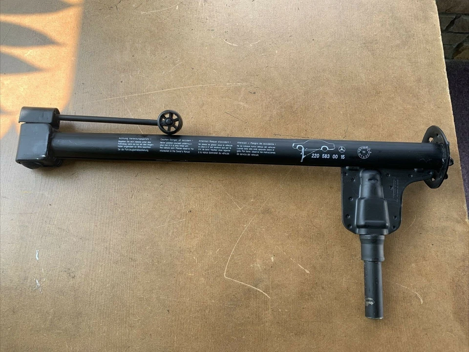 Elevador de gato de emergencia rueda de repuesto Mercedes 2000-2006 S430 S500 W220 2205830015 Foto 2 de 4