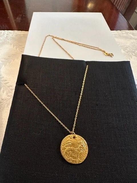 Alighieri Women s Metallic Il Leone Medallion Necklace