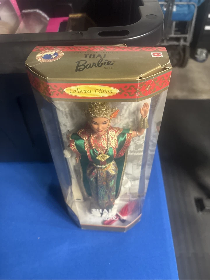 Mattel 1997 Barbie Muñecas del Mundo Barbie Tailandesa Edición Coleccionista Foto 3 de 3