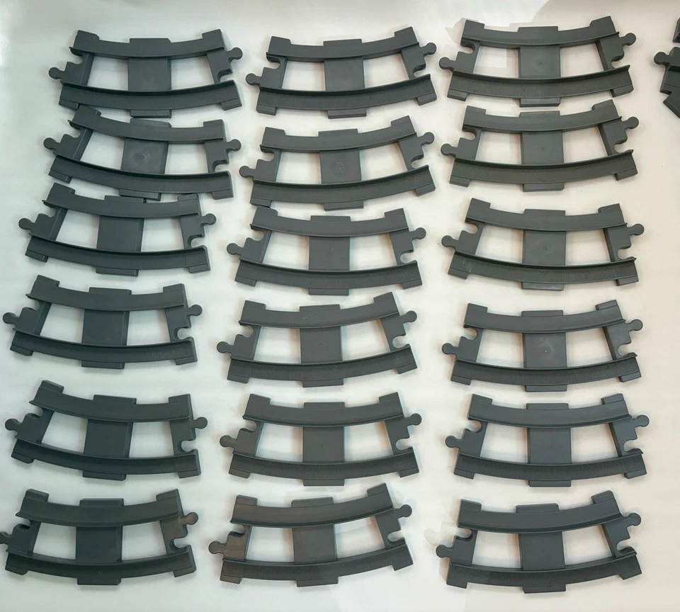 LEGO Duplo TREN Track Lote 26 Piezas GRIS OSCURO Curvado Recto Interruptor Puerta Foto 2 de 4