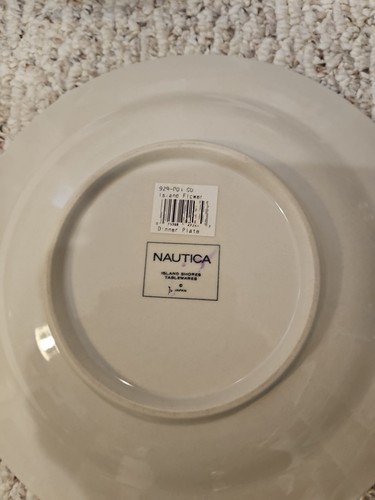 4 Nautica Island Shores Flowers Dinner Plates - Picture 2 of 2