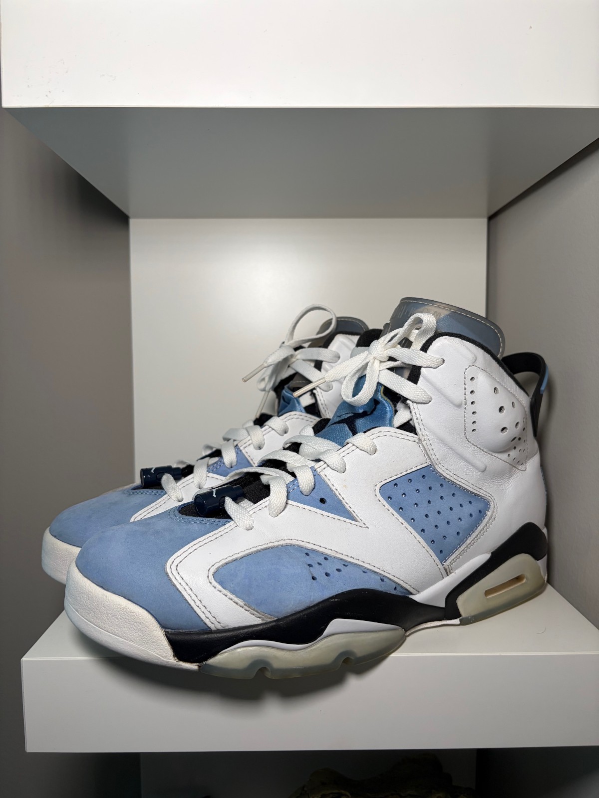 Nike Air Jordan 6 Retro UNC Home Talla 9.5 Blanco Azul CT8529-410 OG Caja Usada 8/10