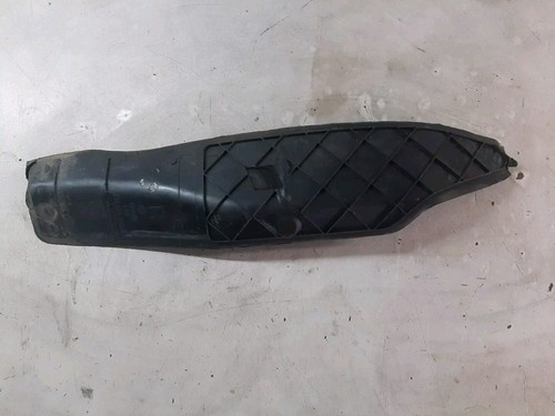 VW Polo 9N Verkleidung Abdeckung Kotflügel rechts 6Q0821112A