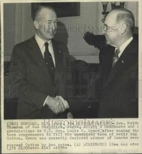1974 Press Photo Governor Meldrim Thomson congratulates Louis C. Wyman- Concord