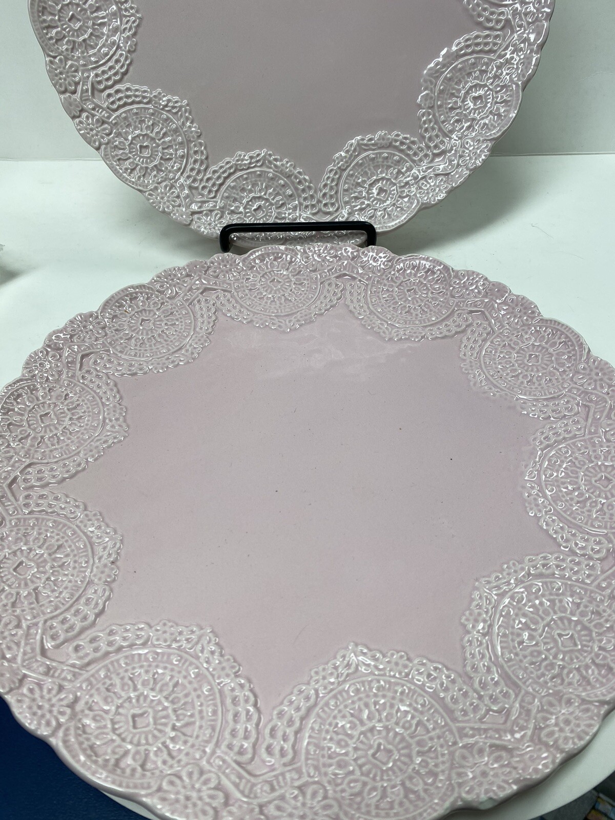 Купить Global Design Connections Pink Lace Dinner Plate Kate Б/У на Аукцион  из Америки с доставкой в Россию, Украину, Казахстан