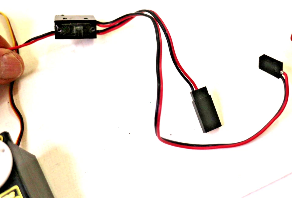 Hitec HS-4222 RCD Apollo 10 w Servo Power Board & Switch - Image 3 of 4