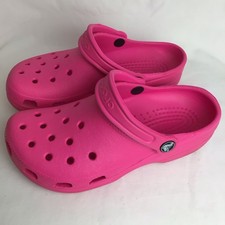 Crocs Classic Clogs Hot Pink Unisex Mens 4 Womens 6 Lightweight Summer Footwear