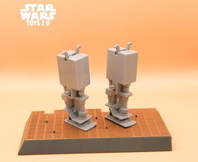 STAR WARS MODERNES FAHRZEUGTEIL 2004 OTC MILLENNIUM FALCON HINTERBEINE X2