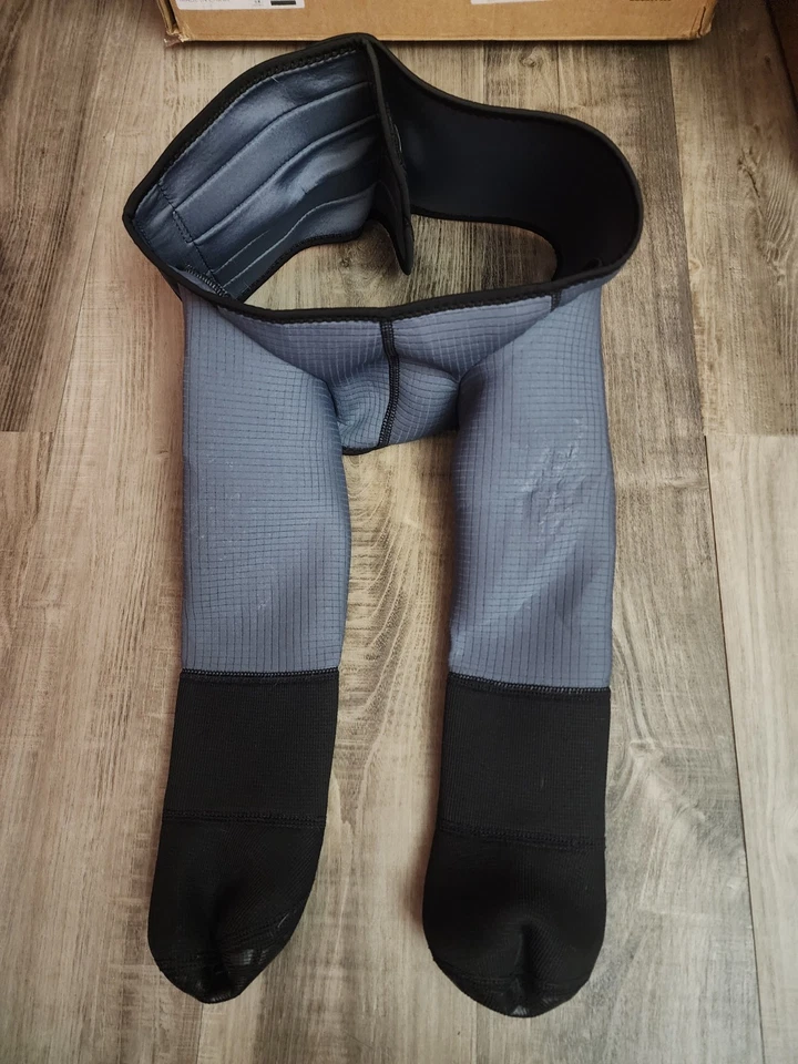 Calcetines y botas para perros yrenoer - Protectores de patas impermeables anti-lamer, antideslizantes-XL Foto 2 de 3