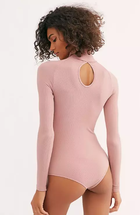 Free People Intimately Seamless Turtleneck Bodysuit in Rose M/L