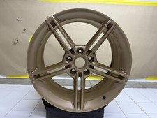 1x Porsche Taycan 21